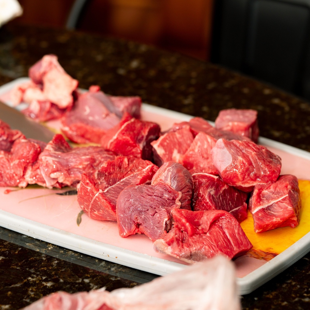 Beef Caldereta Cut (Premium Choice)