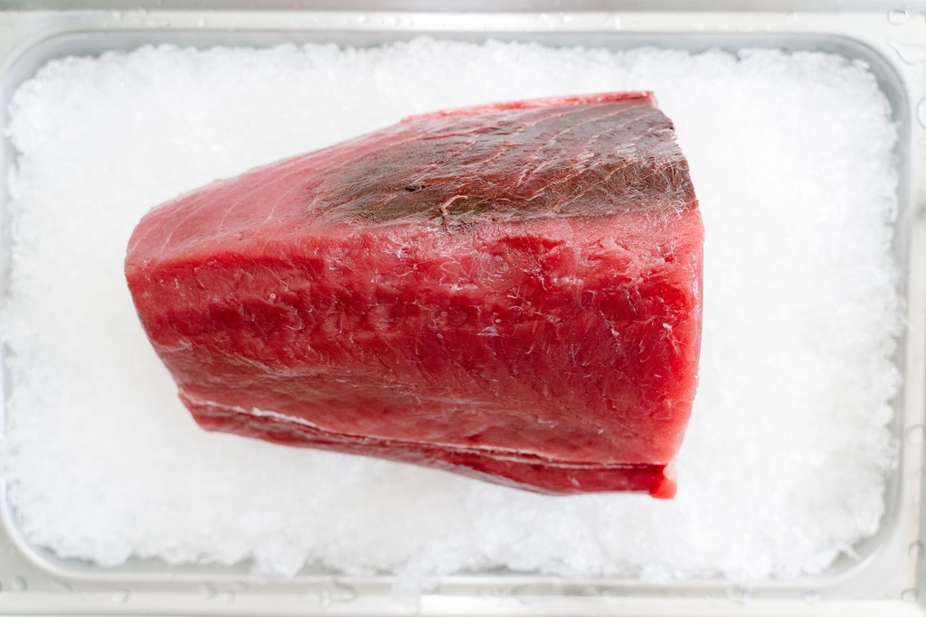 Frozen Tuna Loin (300-350g/pack)