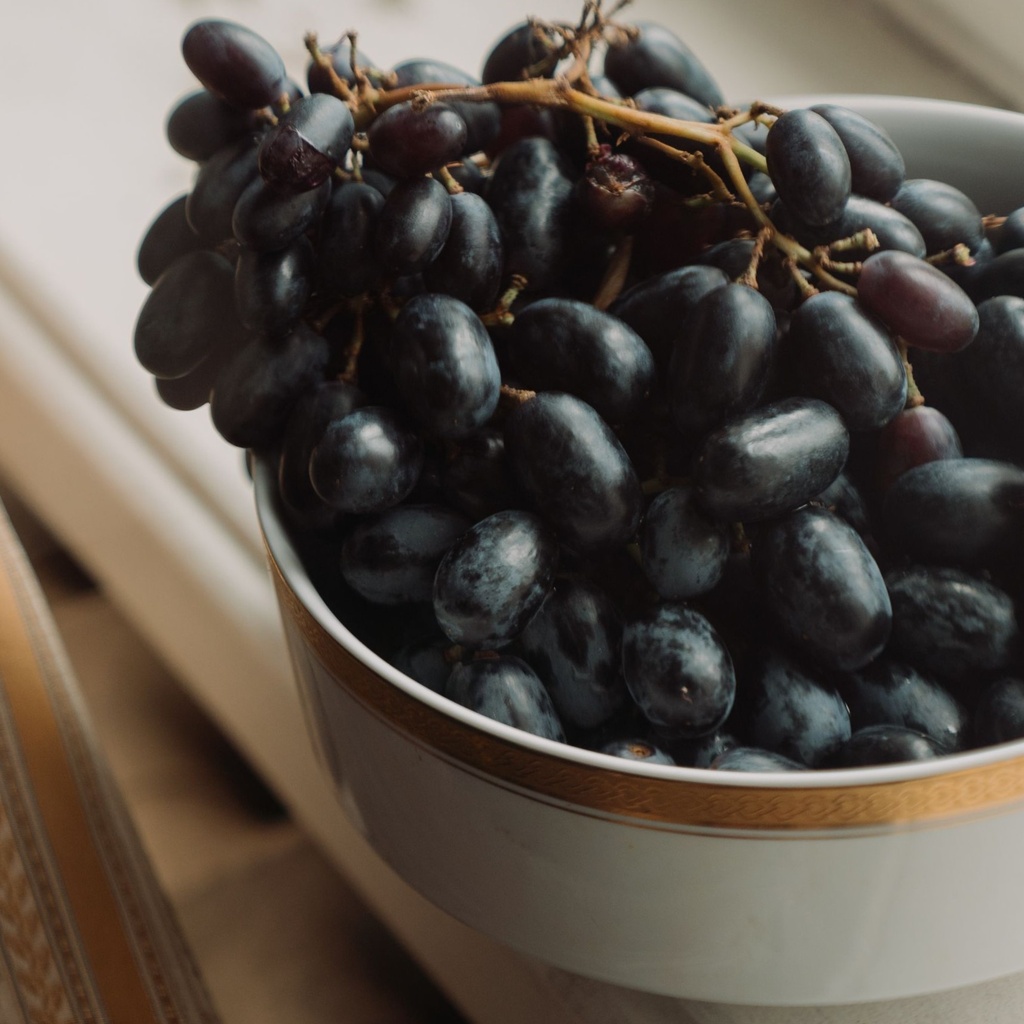 Australian Midnight Beauty Grapes -Pc