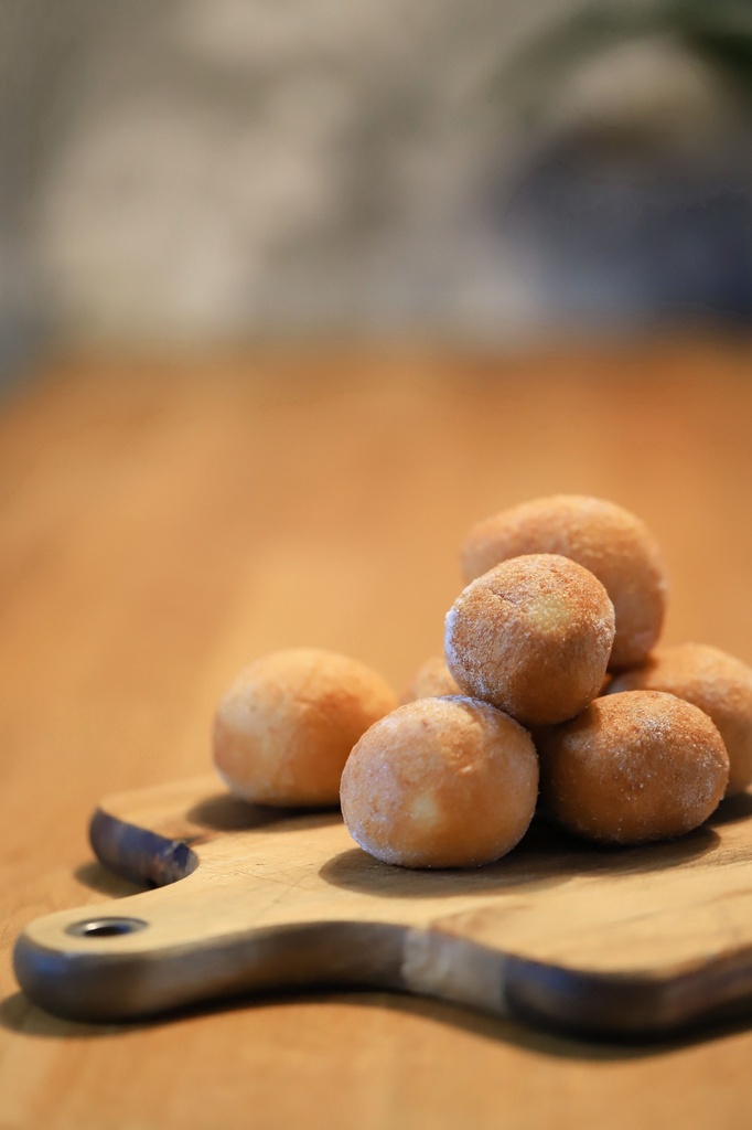 Baked Chewy Mini Pandesal -Pc