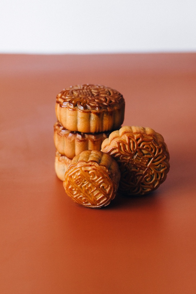 Freshly Baked Mooncake (Lotius/Egg) - Pc