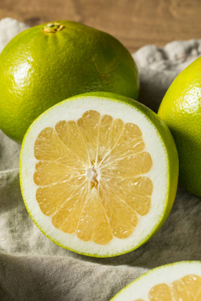 Golden Davao Pomelo-Kg